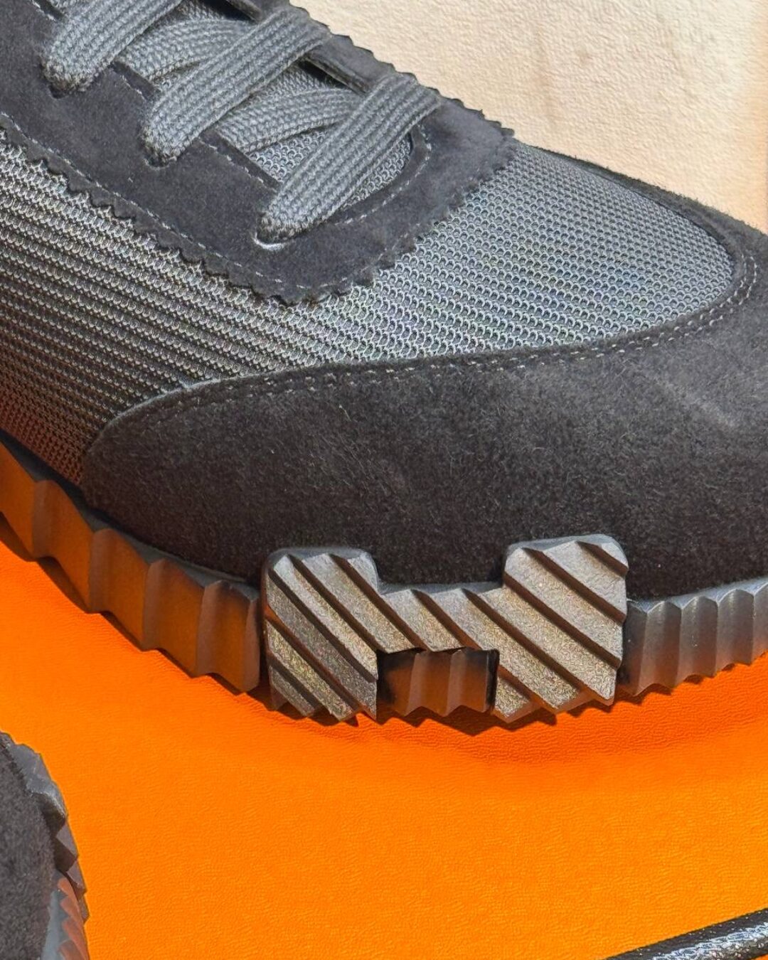 Кроссовки Hermes — изображение 9