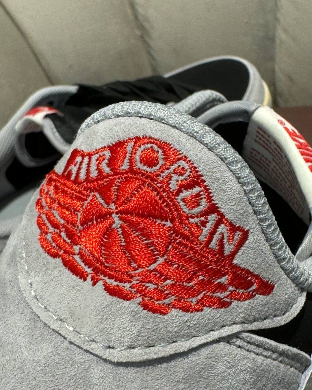 Кеды Travis Scott x Air Jordan 1 Smoke Grey — изображение 9