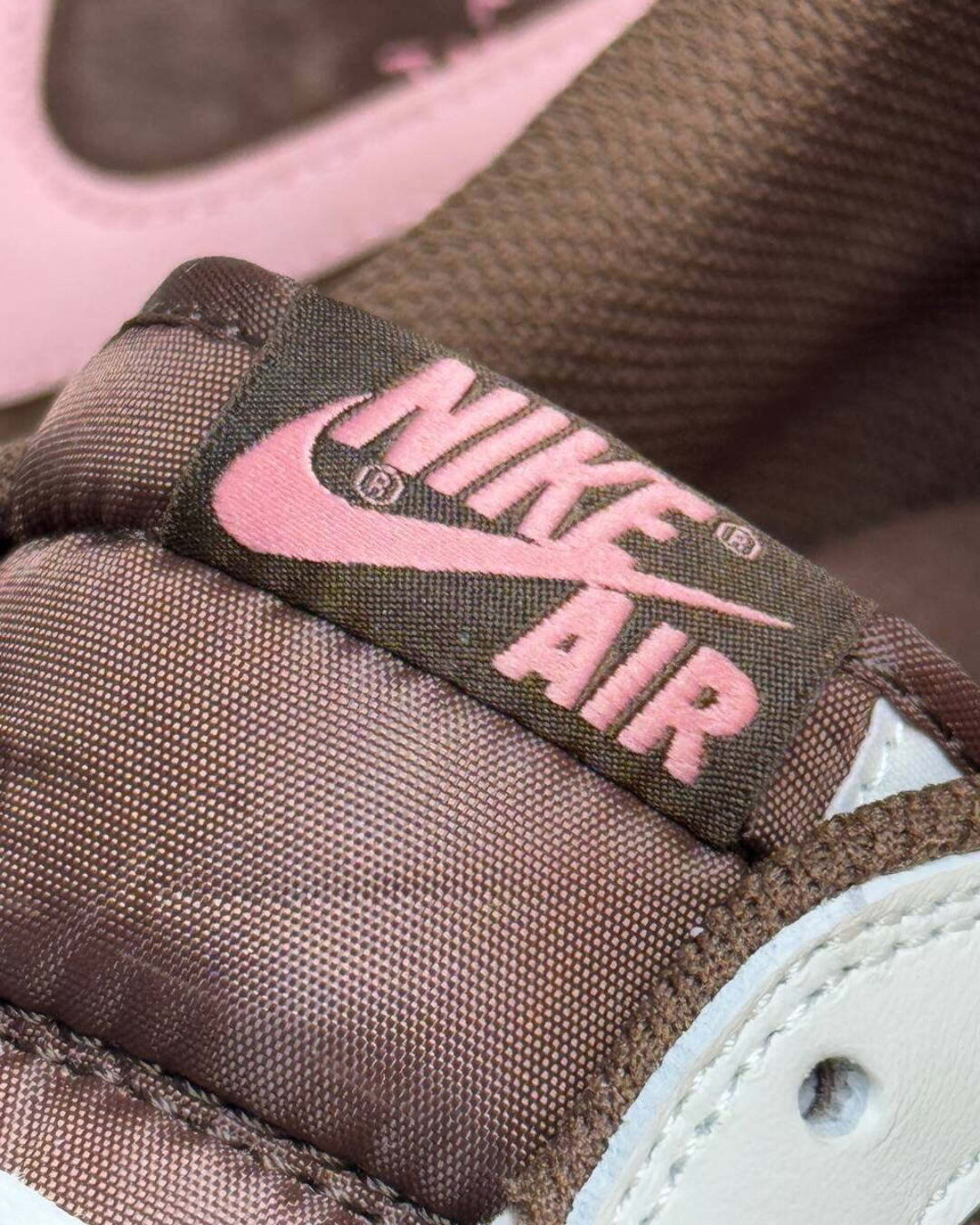 Кеды Travis Scott x Air Jordan 1 Pink Oxford — изображение 7