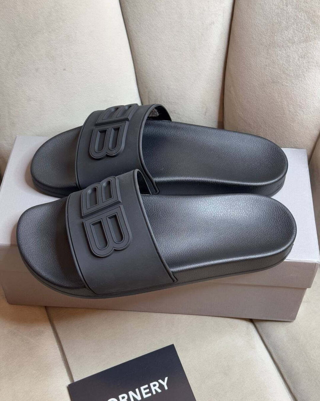 Тапки Balenciaga — изображение 3