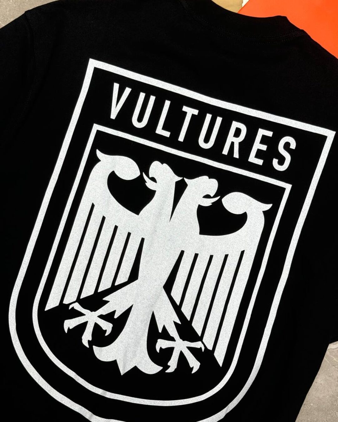Футболка Vultures — изображение 9