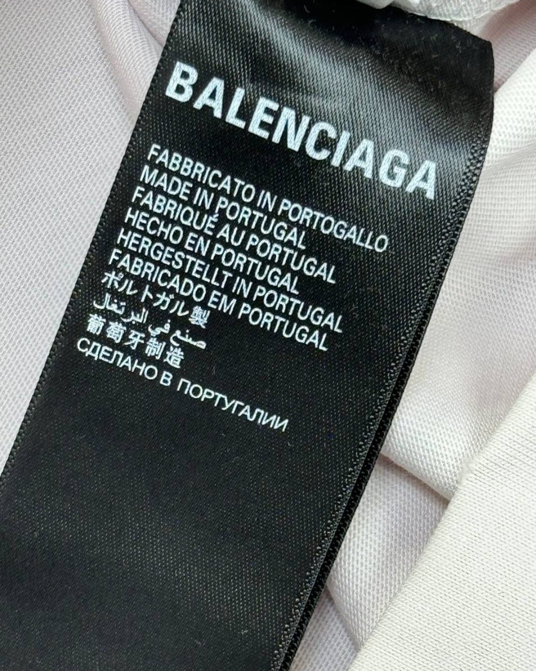 Футболка Balenciaga — изображение 9