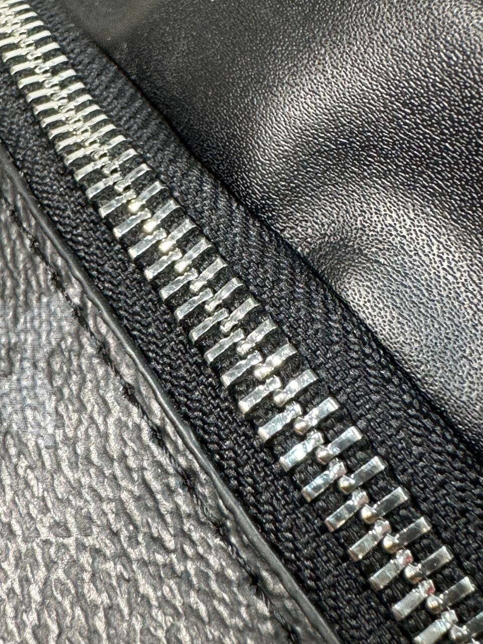 Сумка Louis Vuitton Discovery — фото 9
