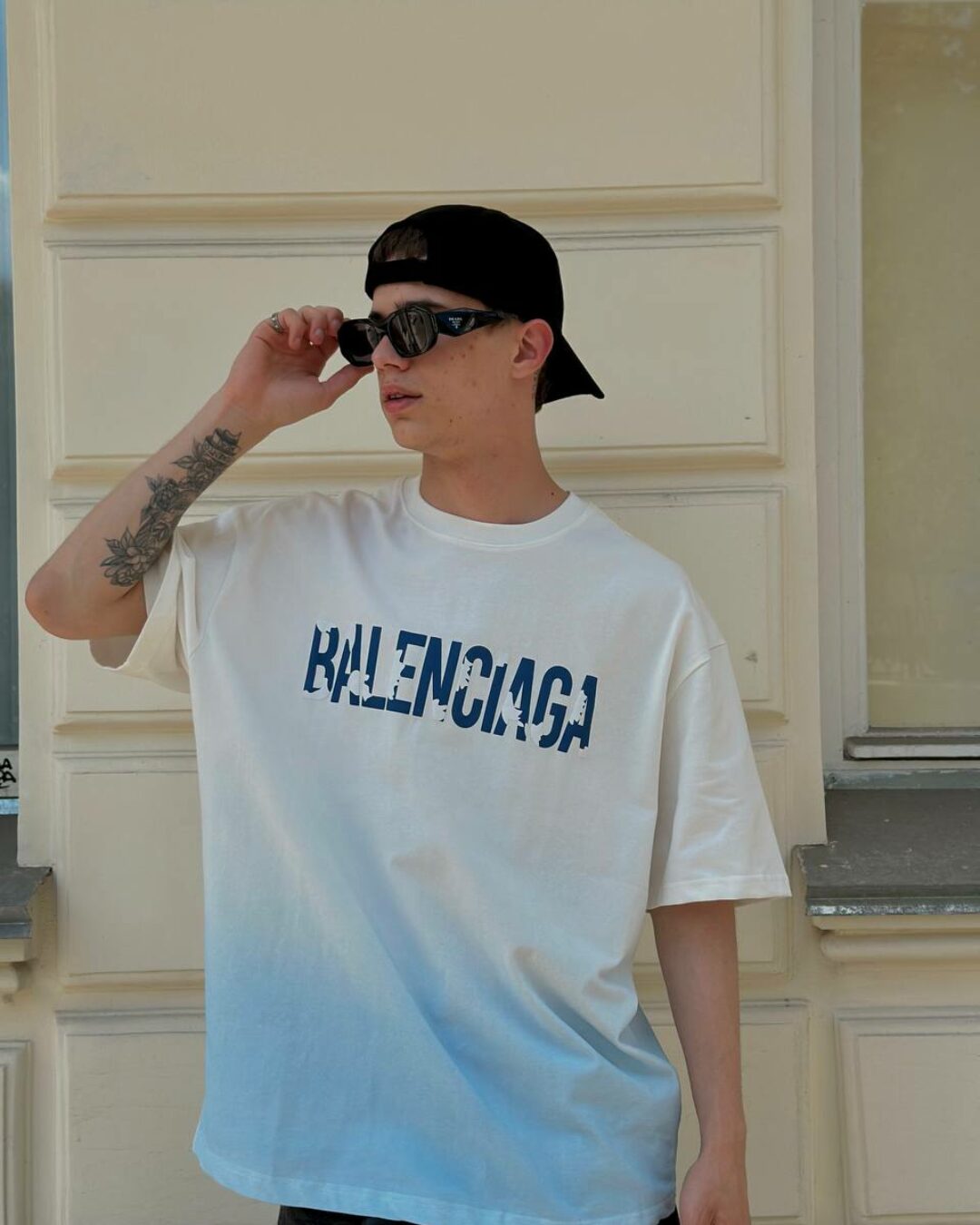 Футболка Balenciaga