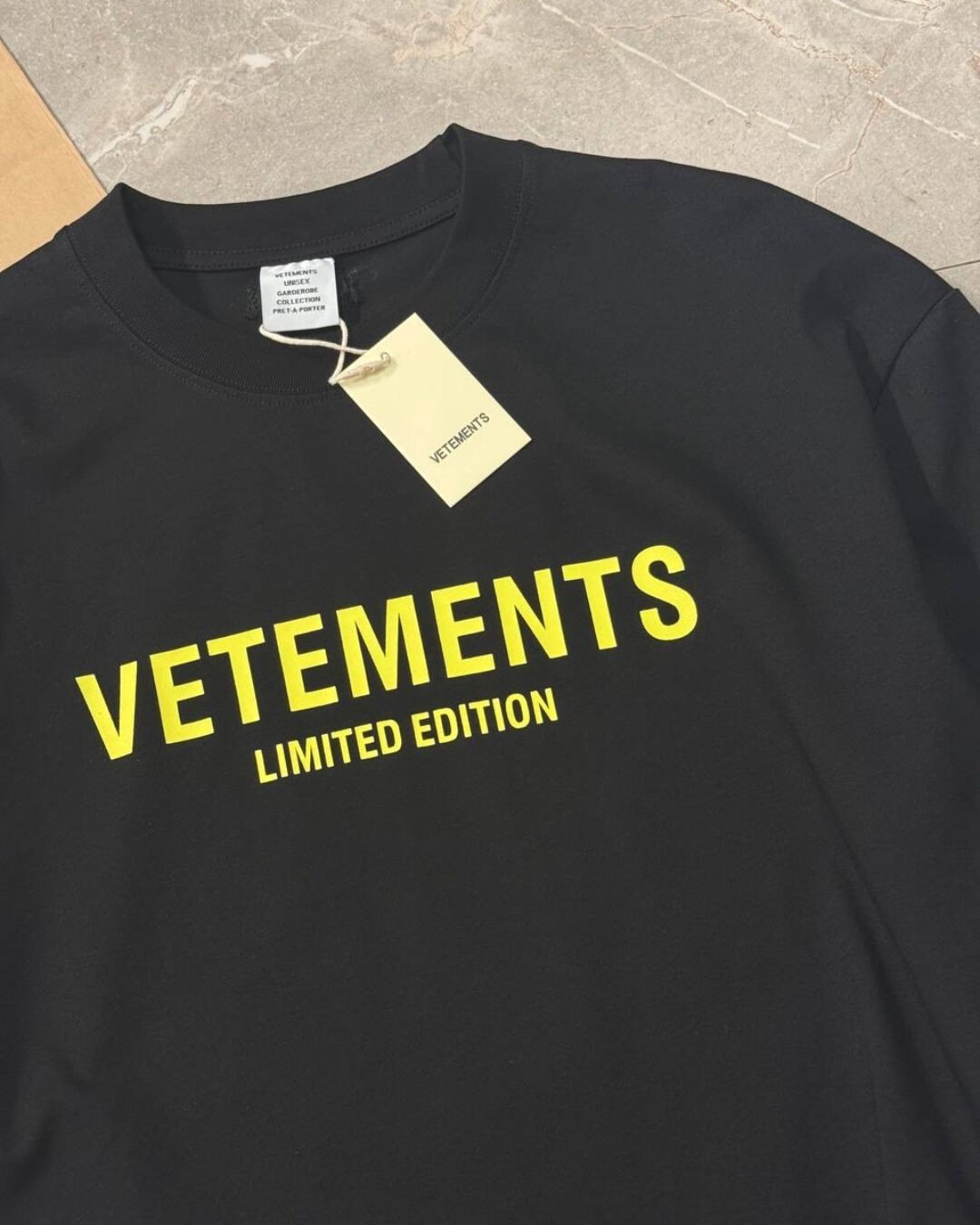 Футболка Vetements Logo — изображение 3