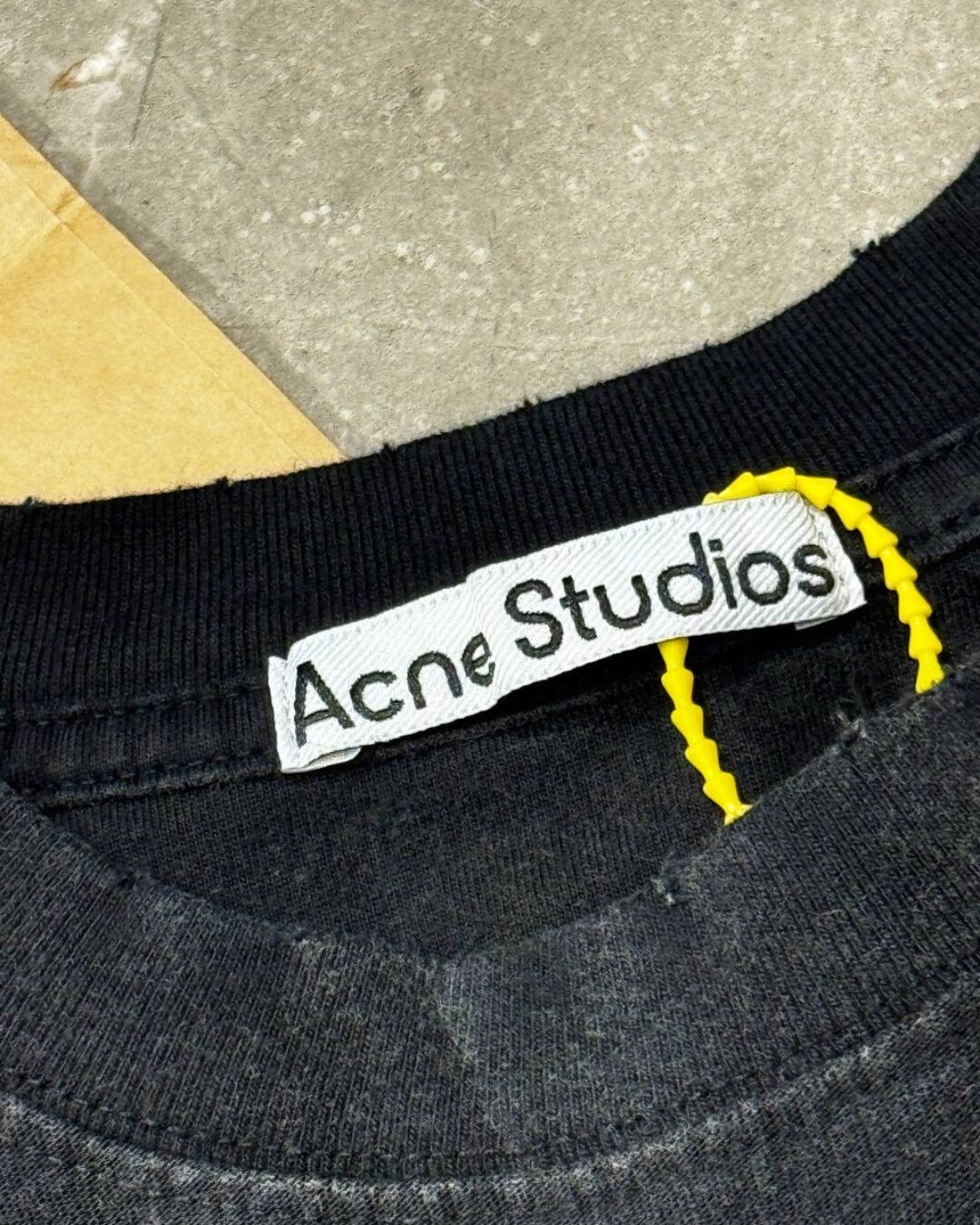 Футболка Acne Studios — изображение 8