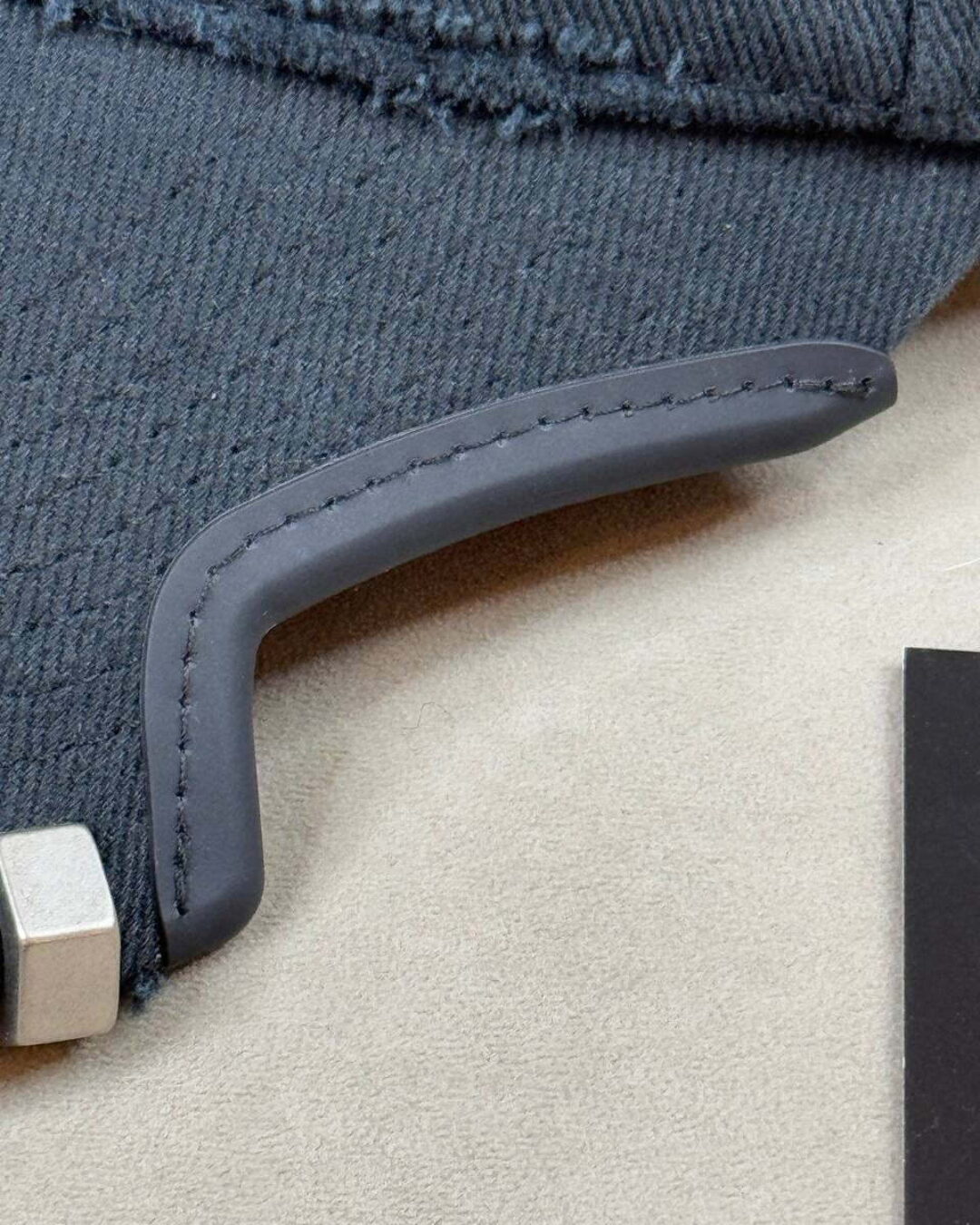 Кепка Balenciaga — изображение 7