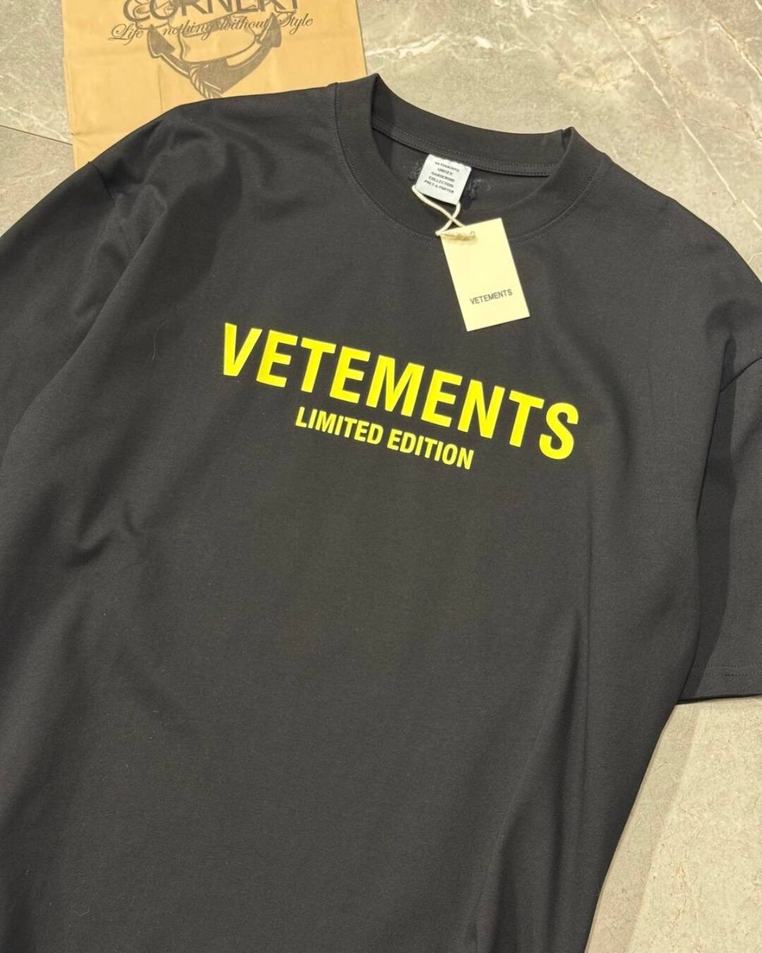 Футболка Vetements Logo — изображение 5
