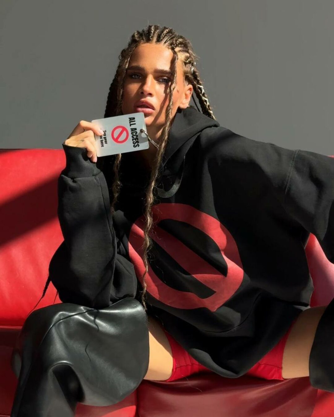 Худи Balenciaga