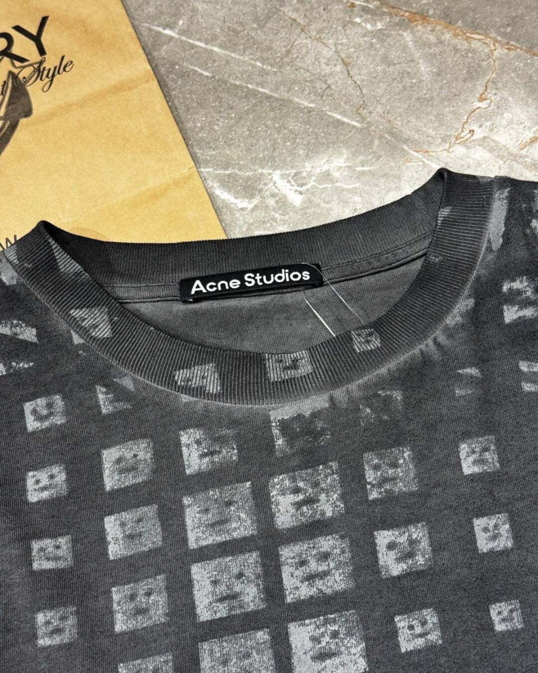 Футболка Acne Studios — изображение 6