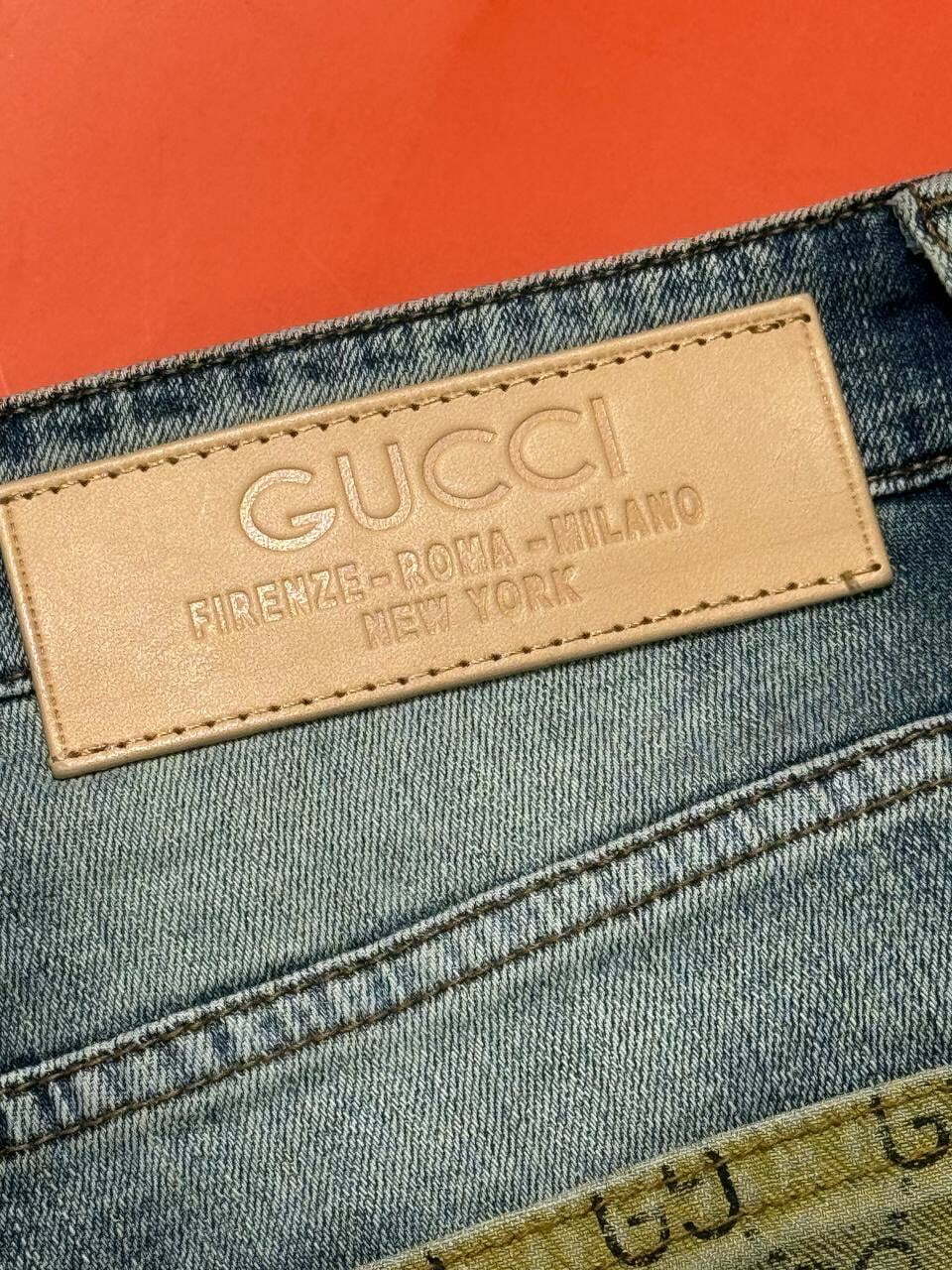 Джинсы Gucci — фото 8