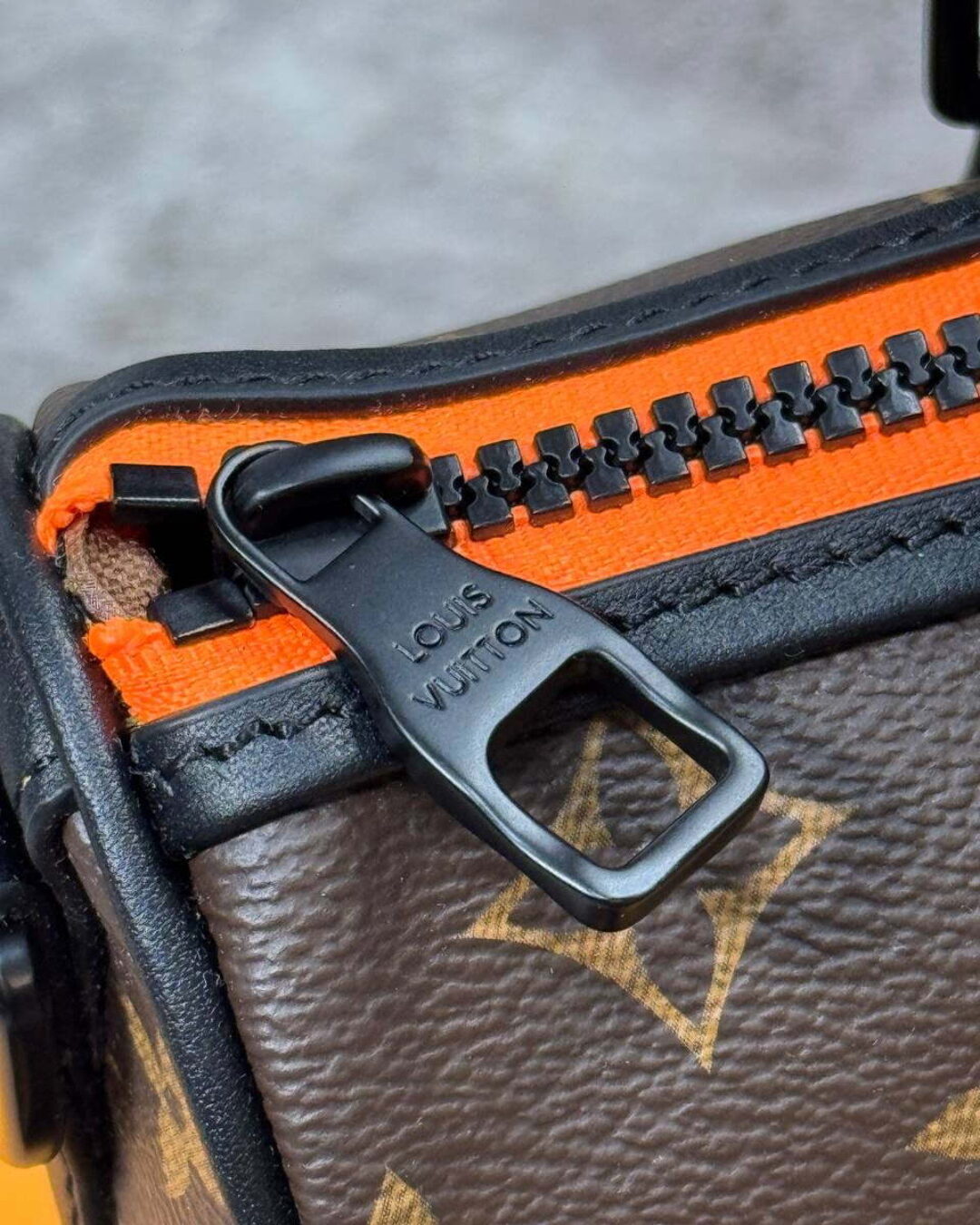 Cумка Louis Vuitton Keepall (XS) — изображение 9
