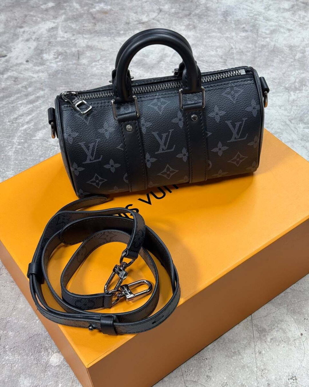 Cумка Louis Vuitton Keepall (XS) — изображение 3