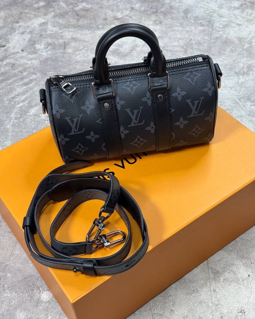 Cумка Louis Vuitton Keepall (XS) — изображение 3