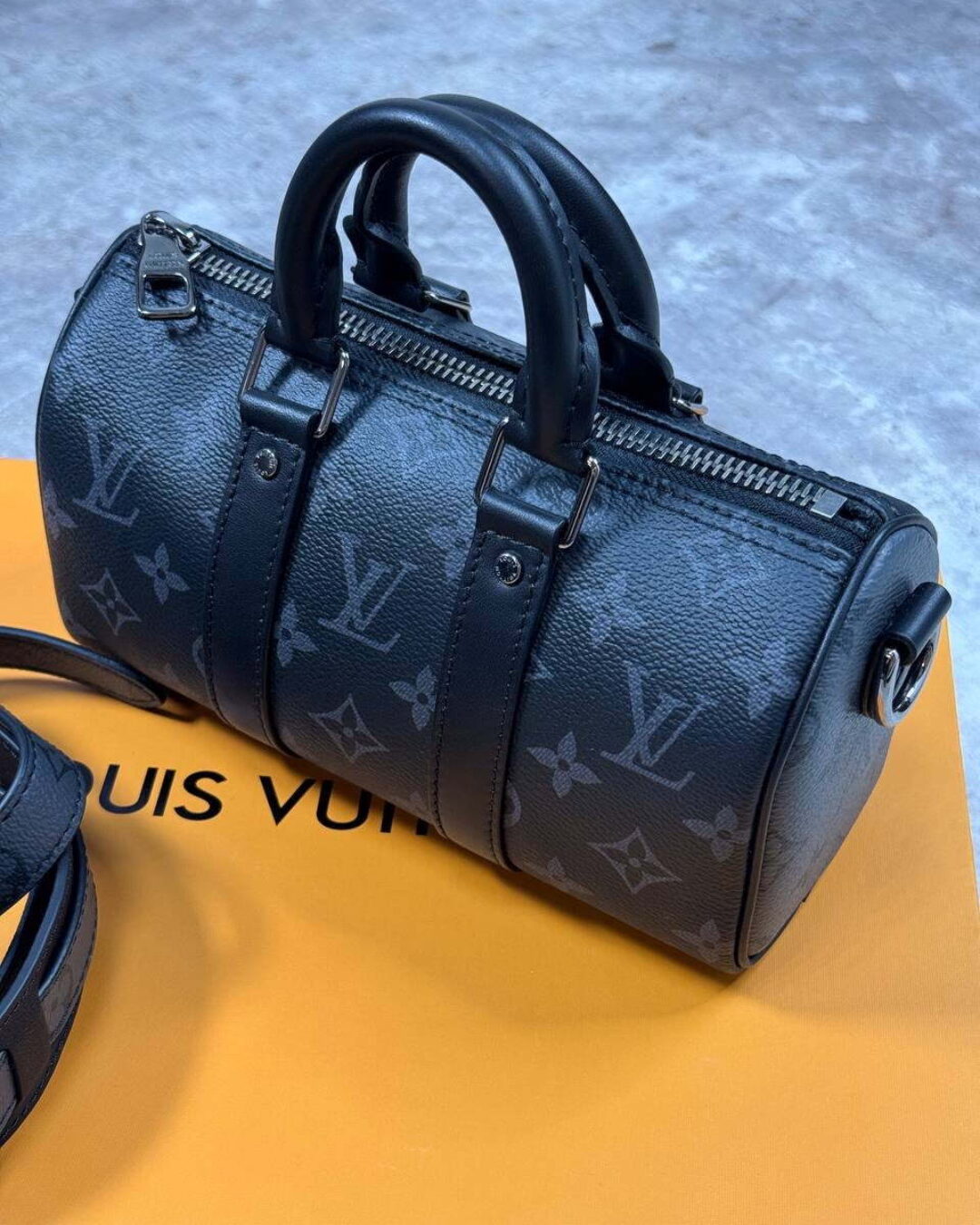 Cумка Louis Vuitton Keepall (XS) — изображение 4