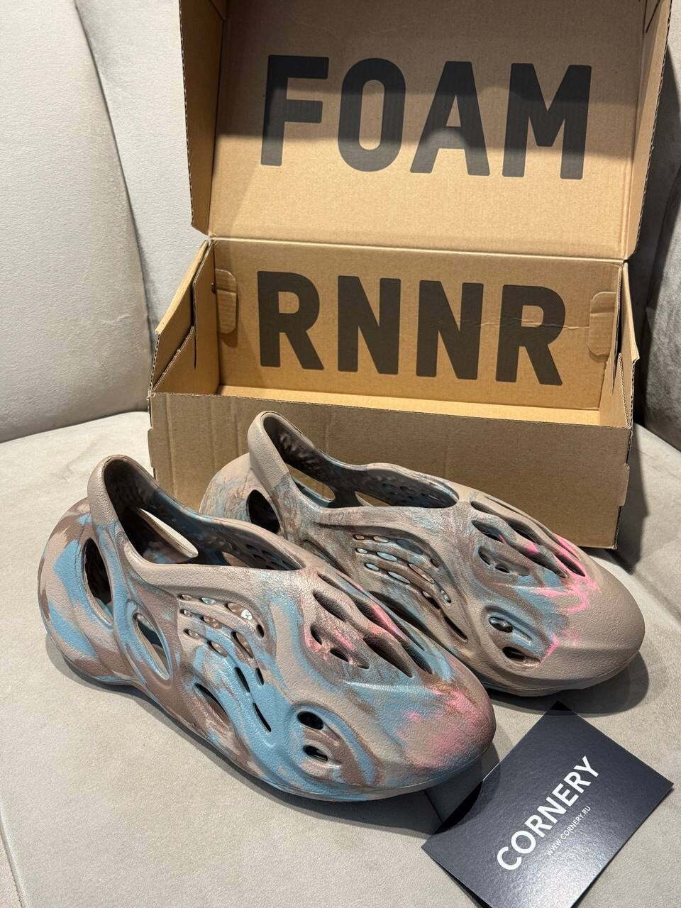 Yeezy Foam "MX Sand Grey" (дисконт)