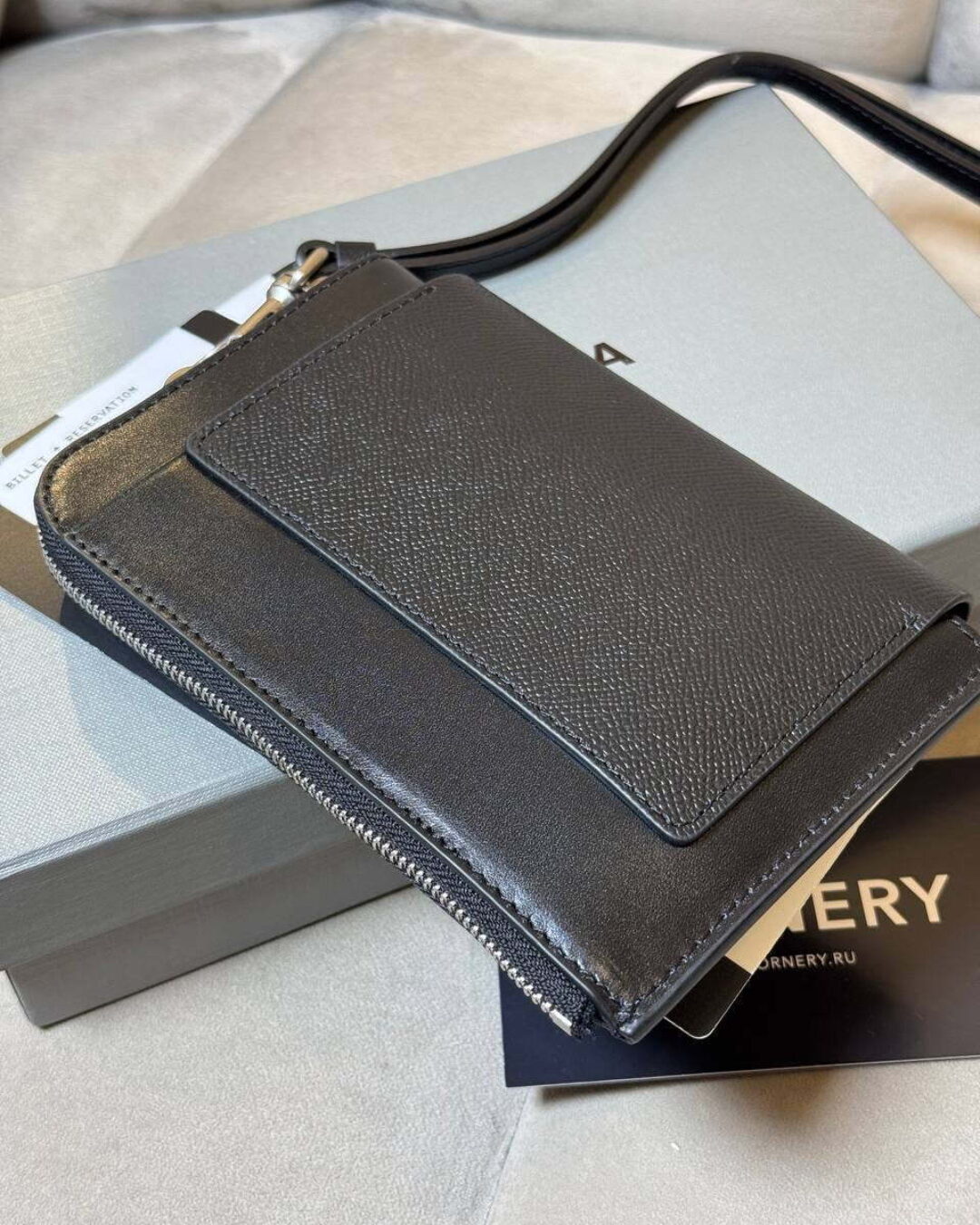 Клатч Balenciaga — изображение 5