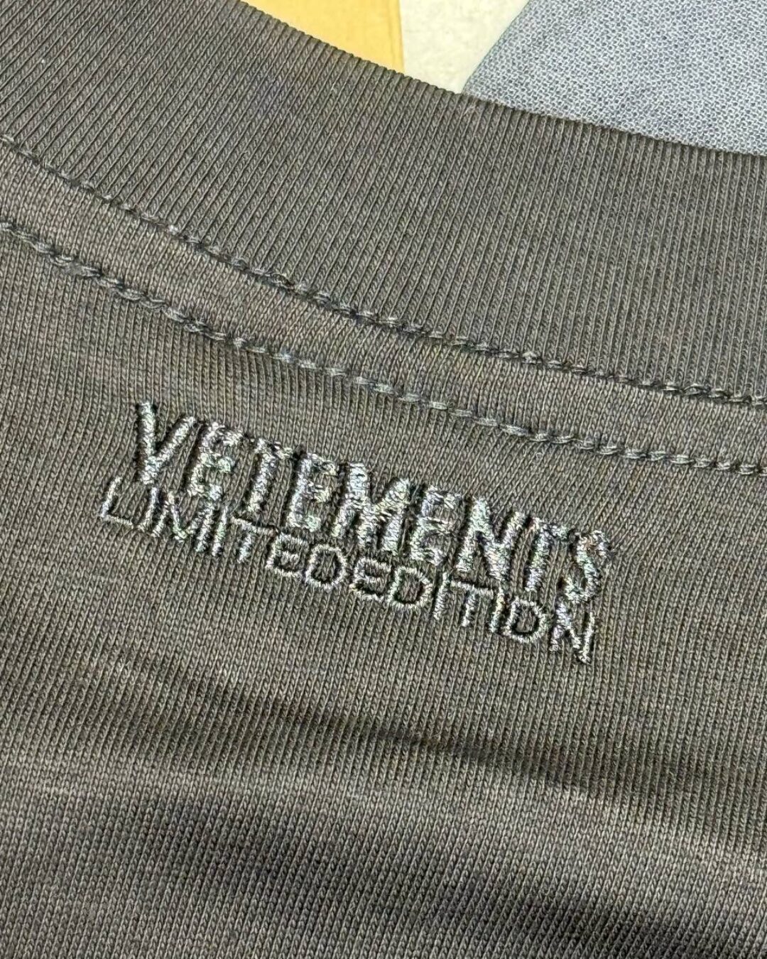 Футболка Vetements — изображение 9