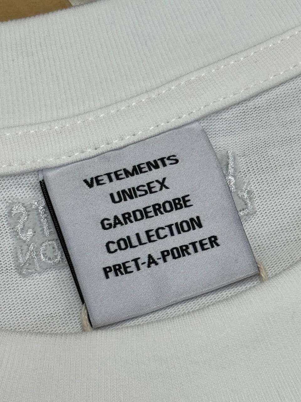 Футболка Vetements Sticker — фото 9