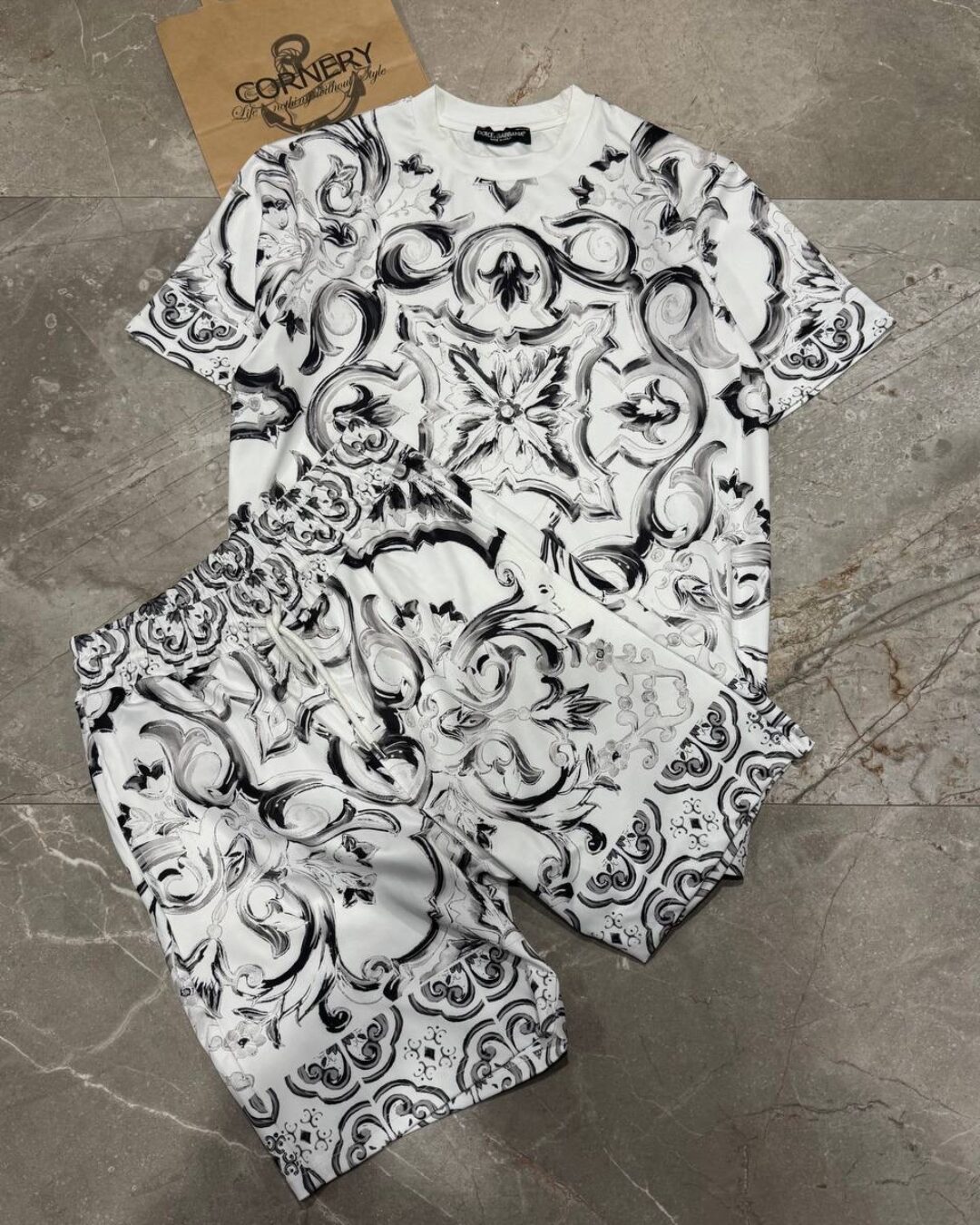 Костюм Dolce & Gabbana — изображение 3