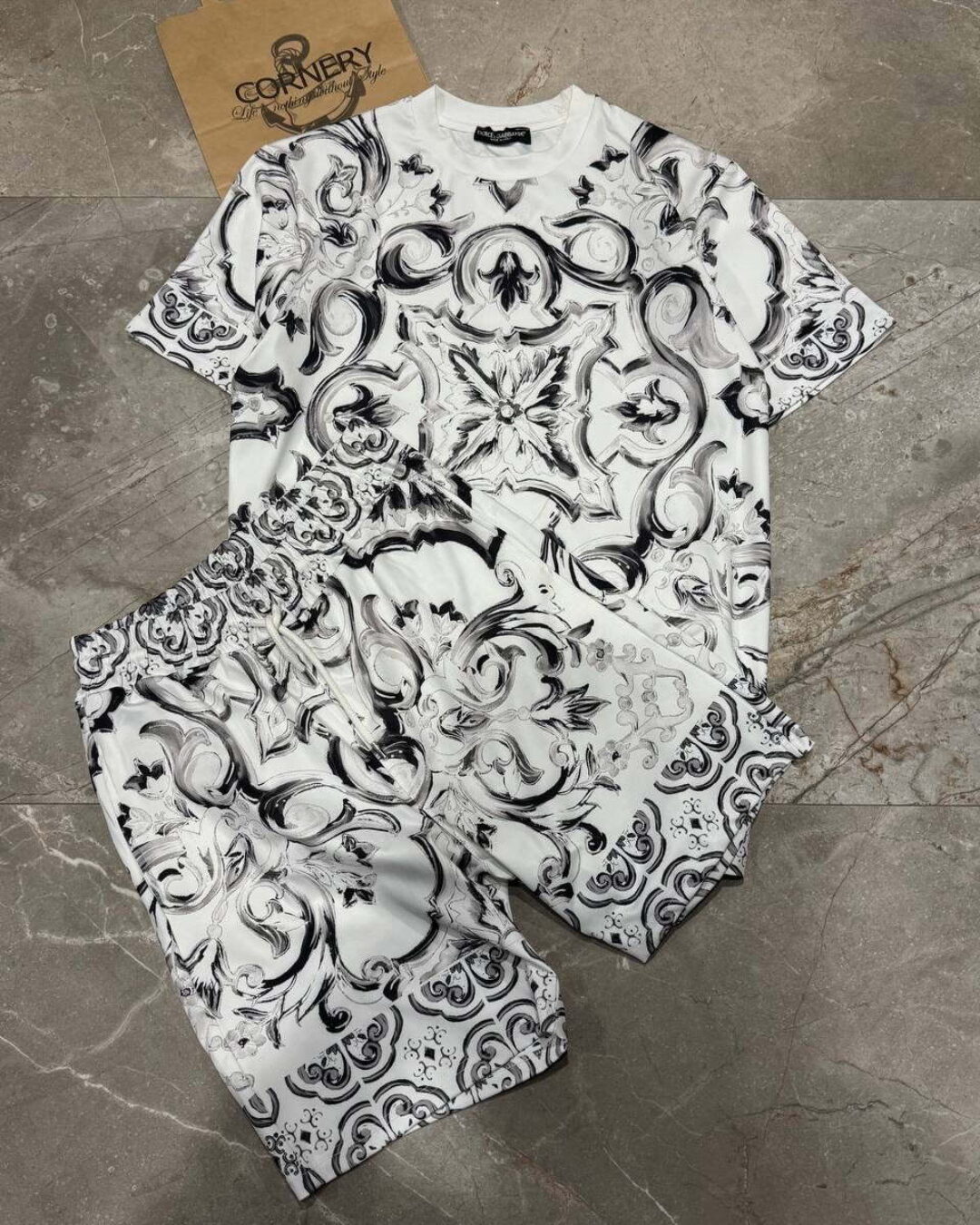 Костюм Dolce & Gabbana — изображение 3