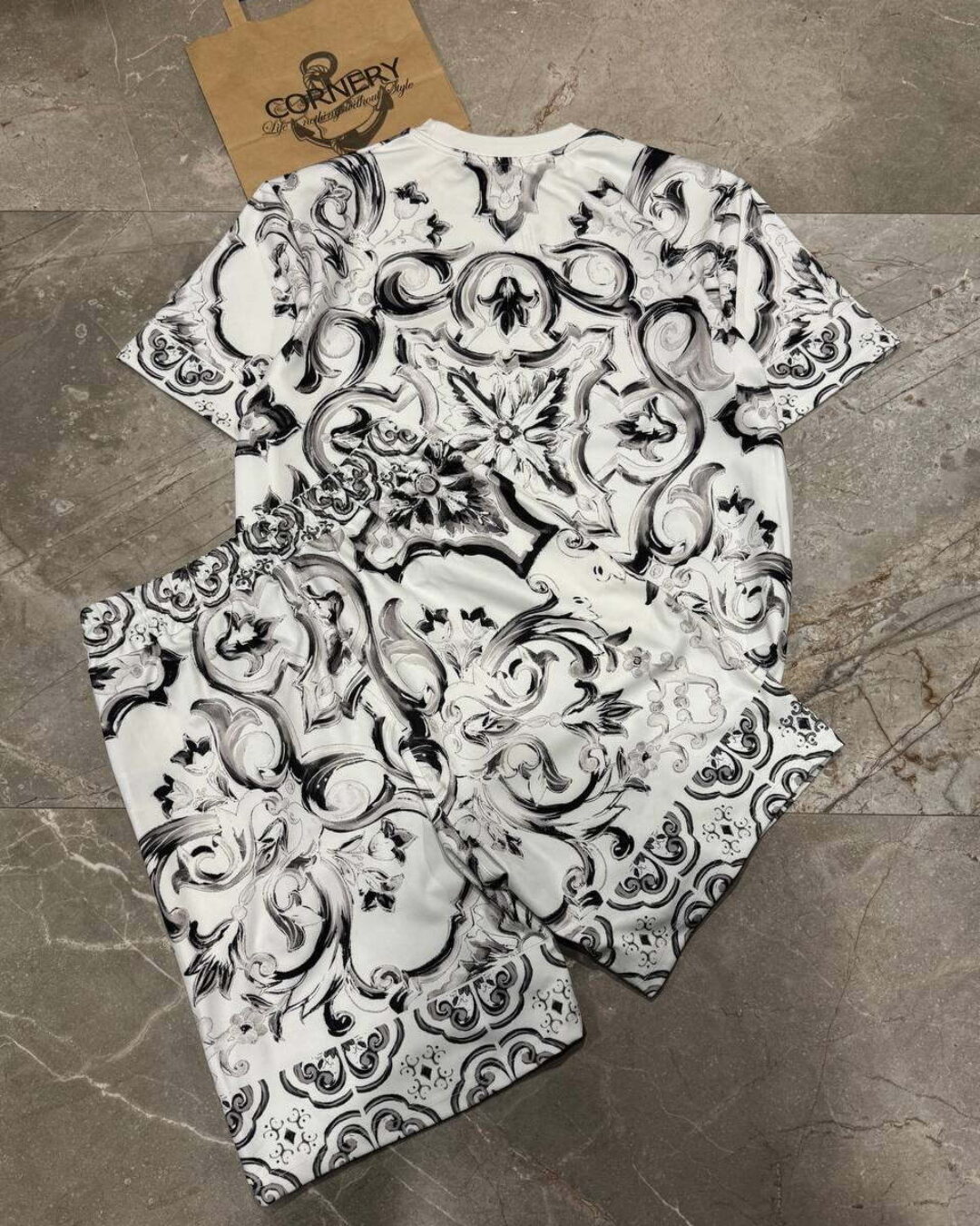 Костюм Dolce & Gabbana — изображение 4