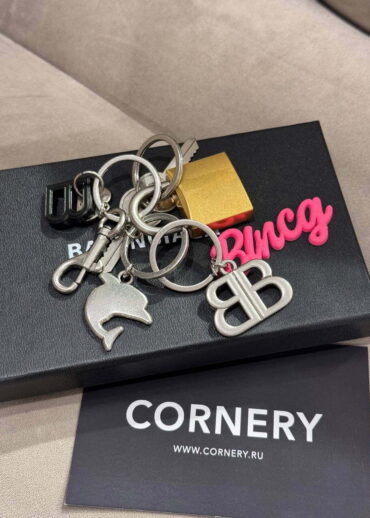Брелок Balenciaga