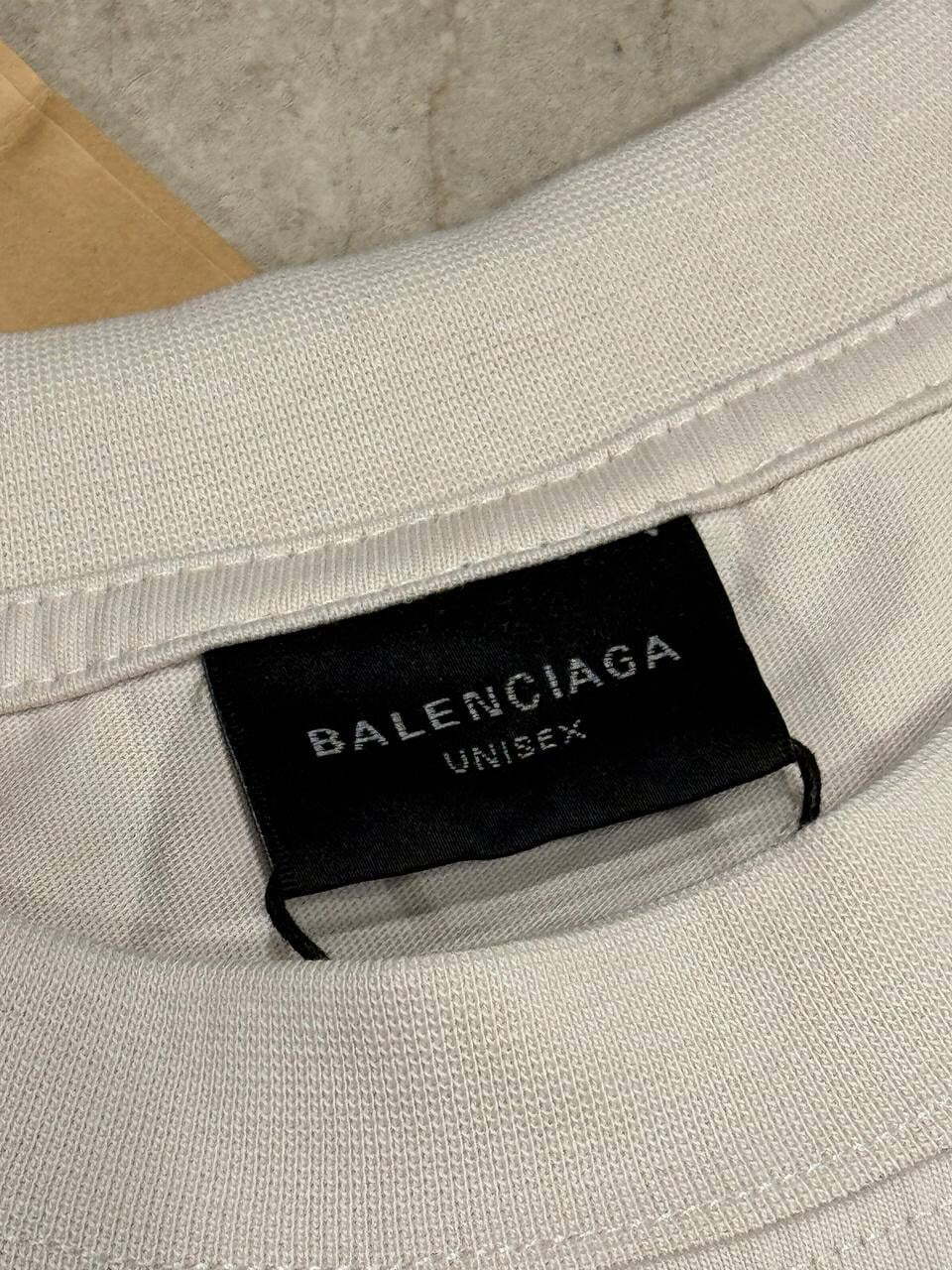 Футболка Balenciaga — фото 5