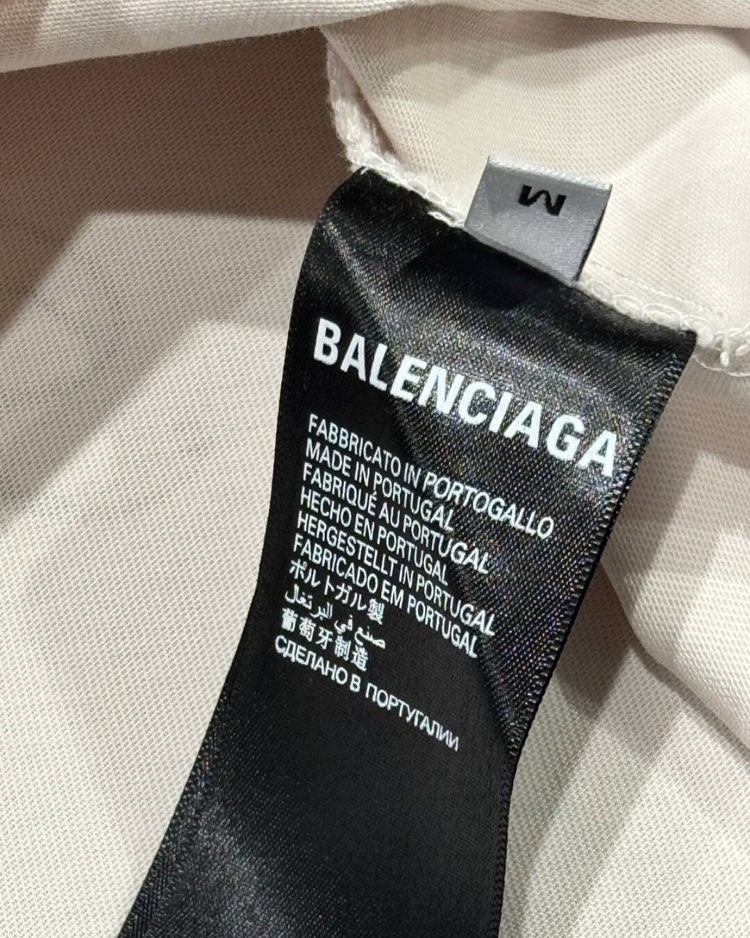 Футболка Balenciaga — изображение 6