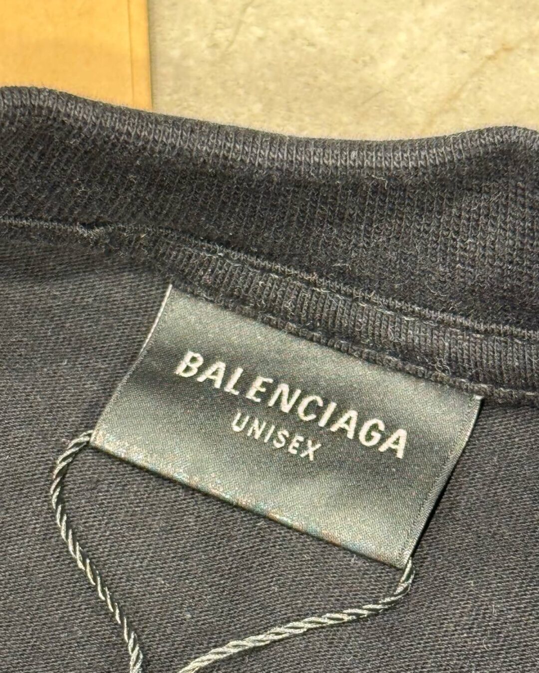 Футболка Balenciaga — изображение 9