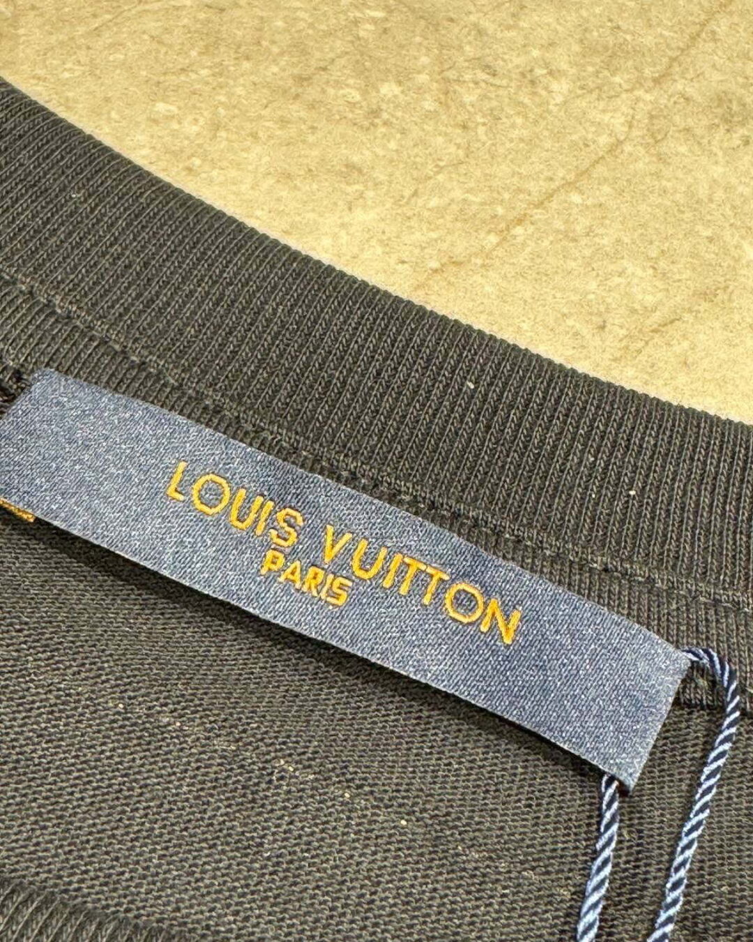 Футболка Louis Vuitton — изображение 5