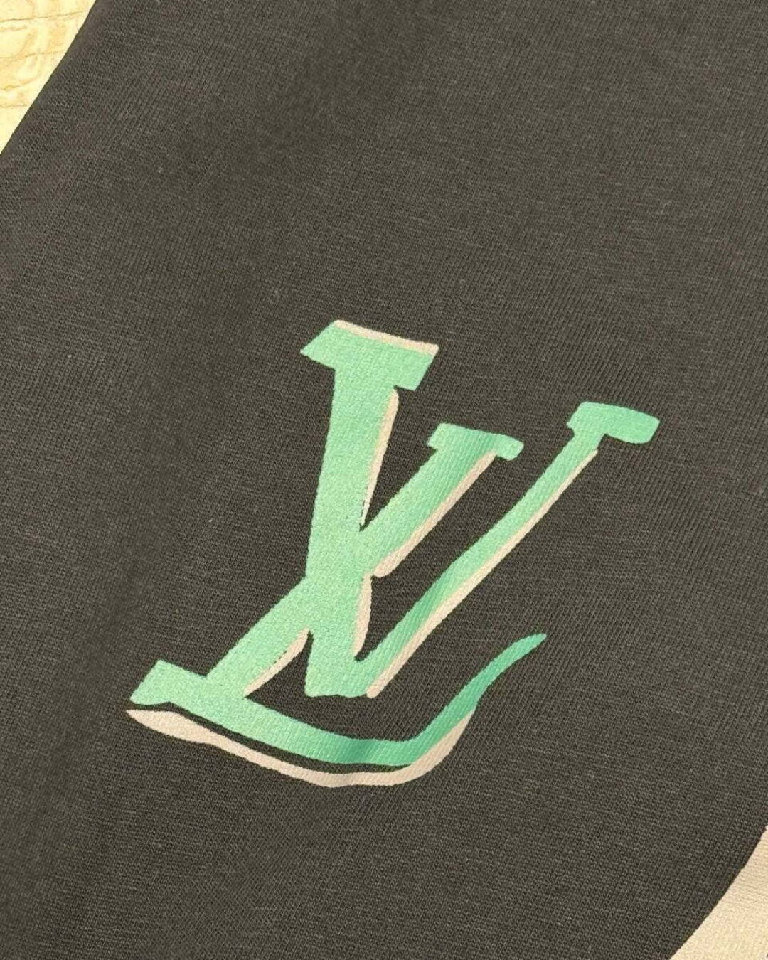 Футболка Louis Vuitton — изображение 7