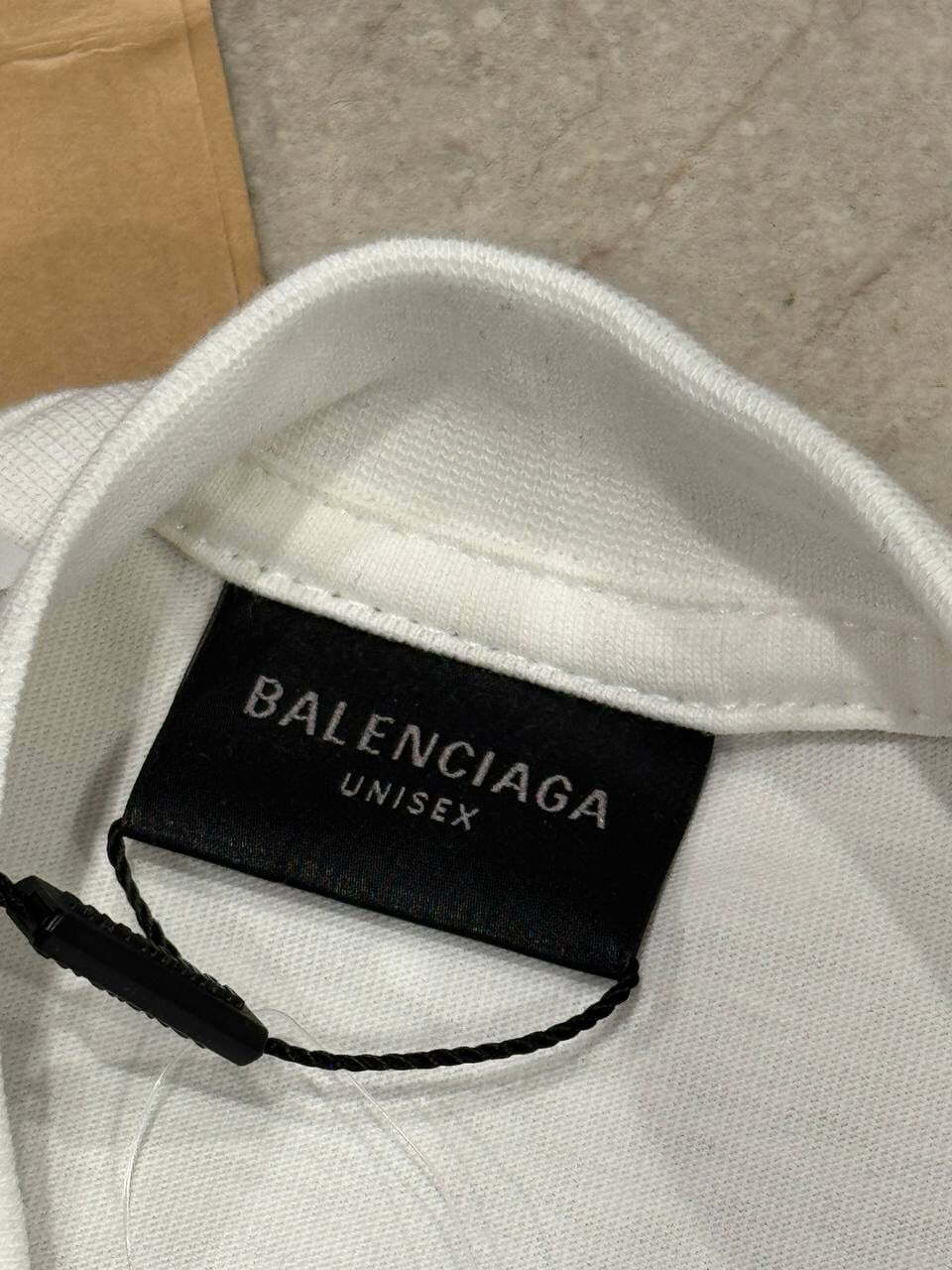 Футболка Balenciaga — фото 10