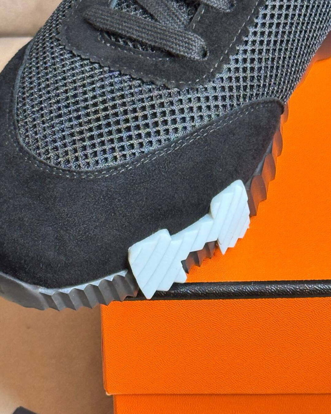 Кроссовки Hermes — изображение 8