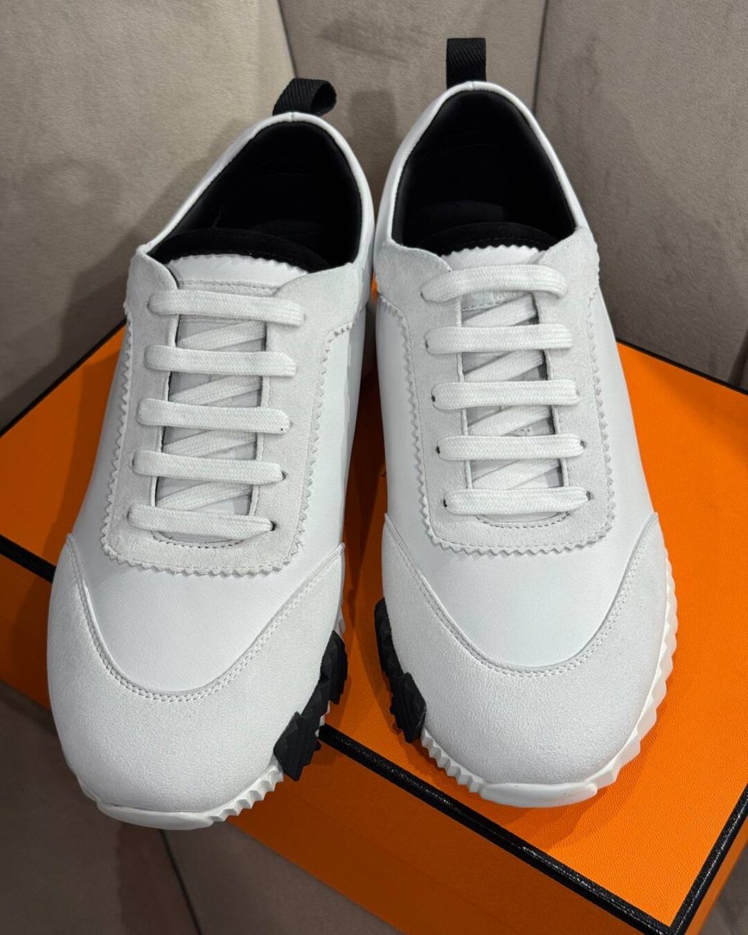 Кроссовки Hermes — изображение 2