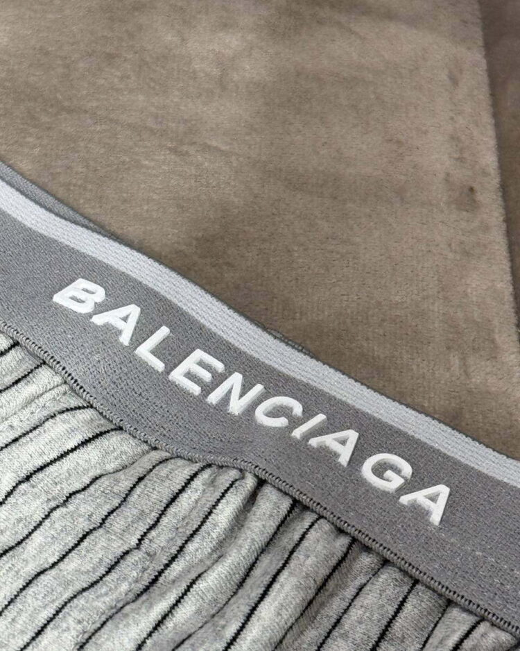 Трусы Balenciaga — фото 4