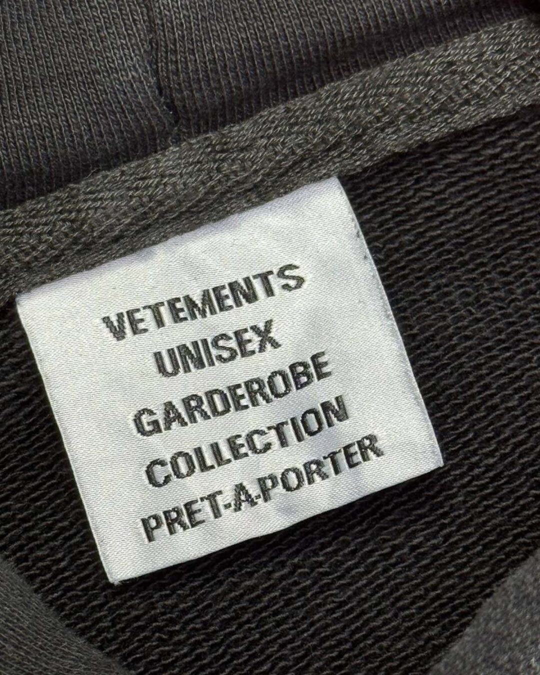 Худи Vetements — изображение 9