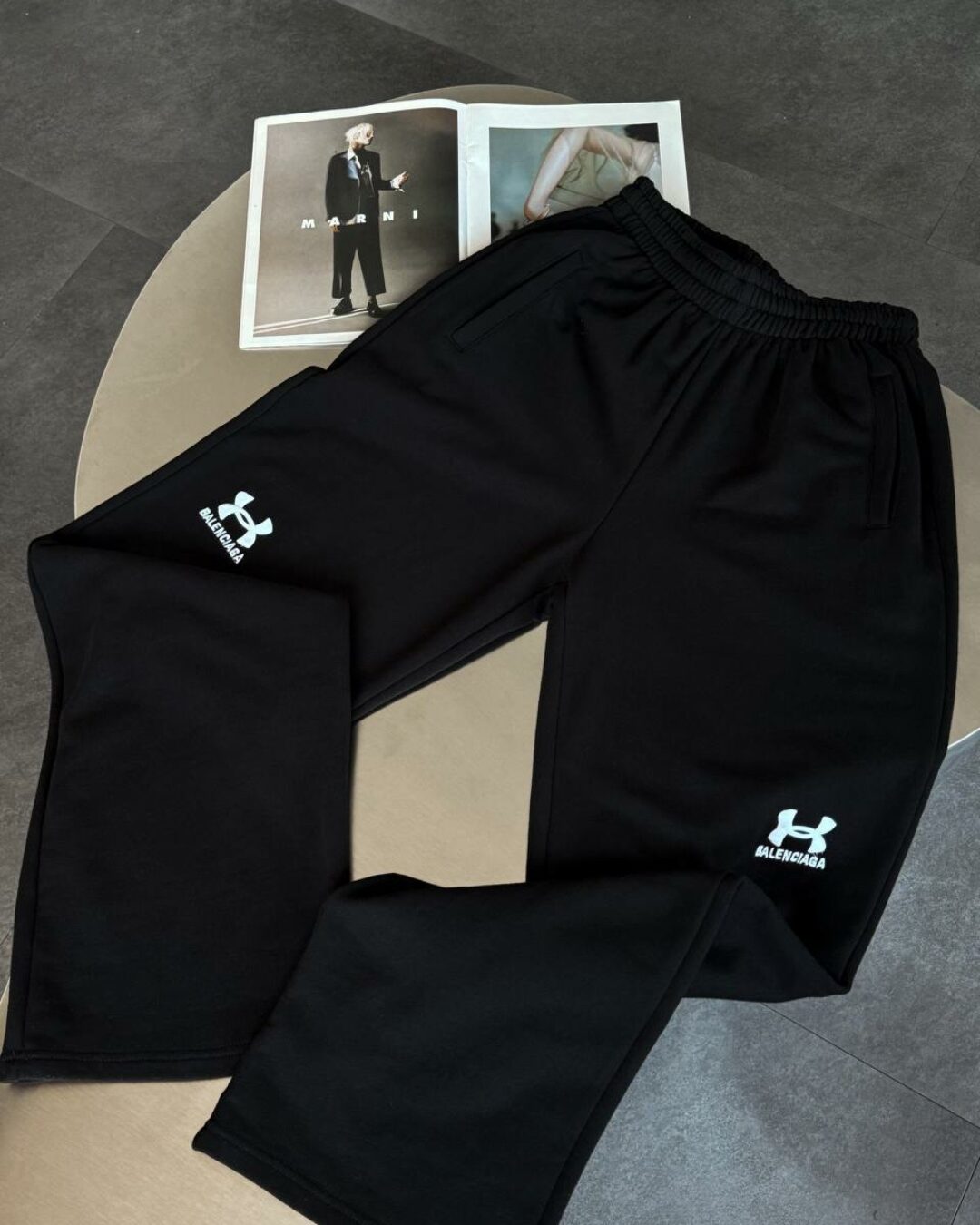 Спортивные Штаны Balenciaga x Under Armour — изображение 5