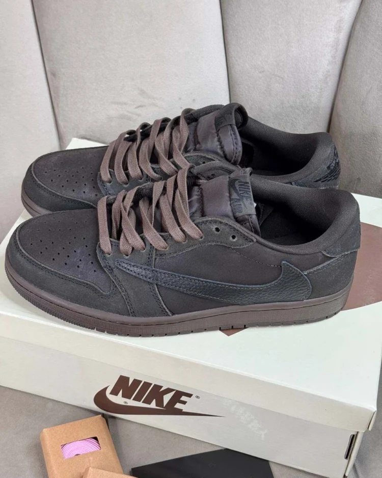 Кеды Nike Travis Scott x Air Jordan 1 Velvet Brown — фото 5