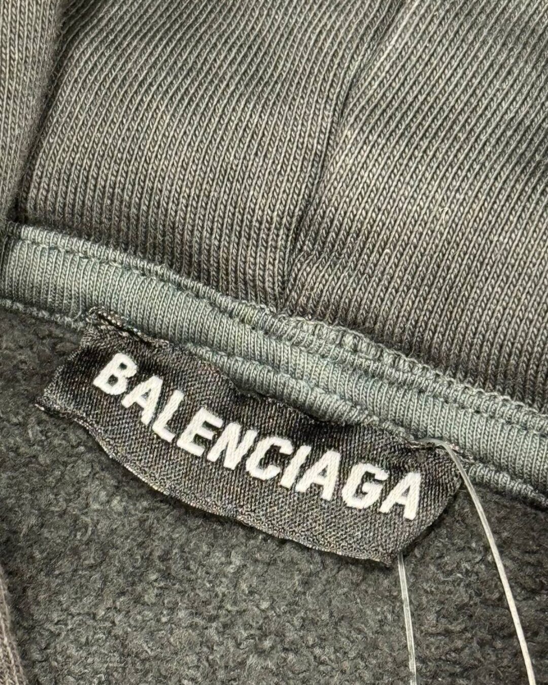 Худи Balenciaga — изображение 9