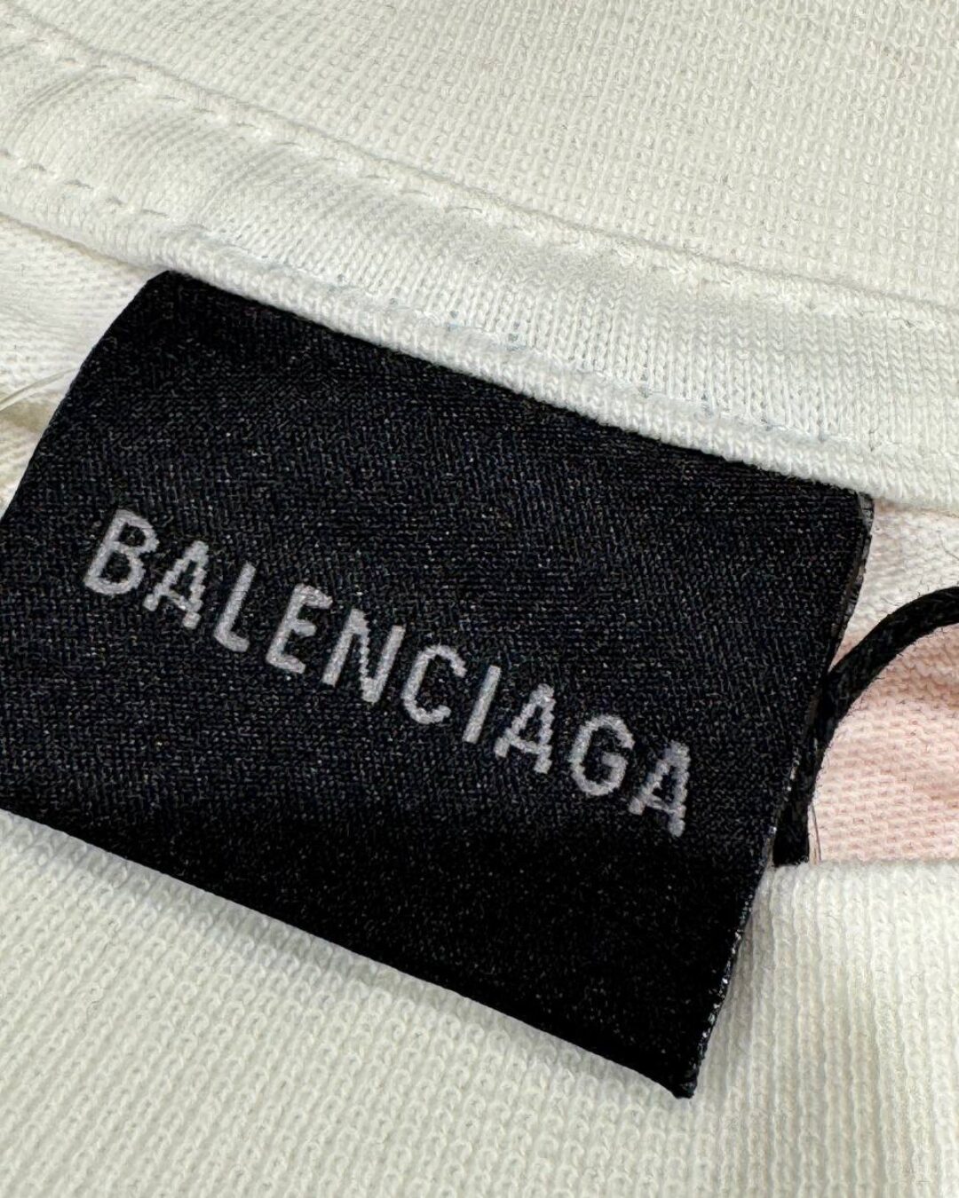 Футболка Balenciaga — изображение 7
