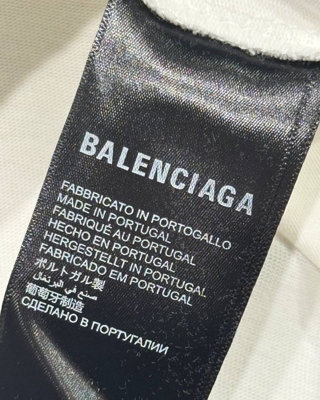 Футболка Balenciaga — изображение 9