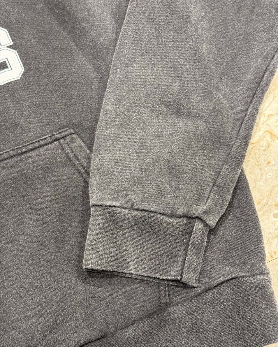 Худи Balenciaga — изображение 9