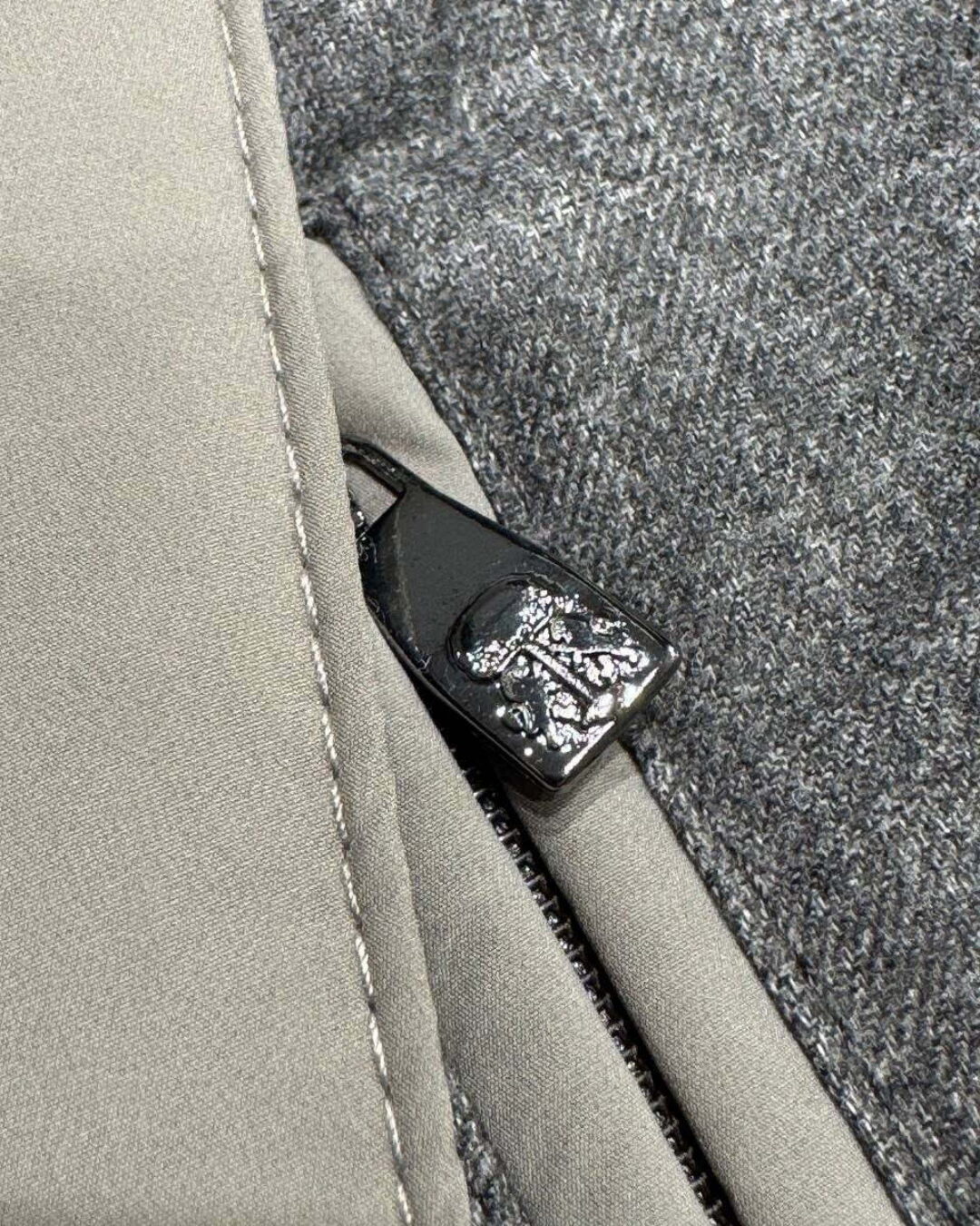 Жилет Corneliani — изображение 7