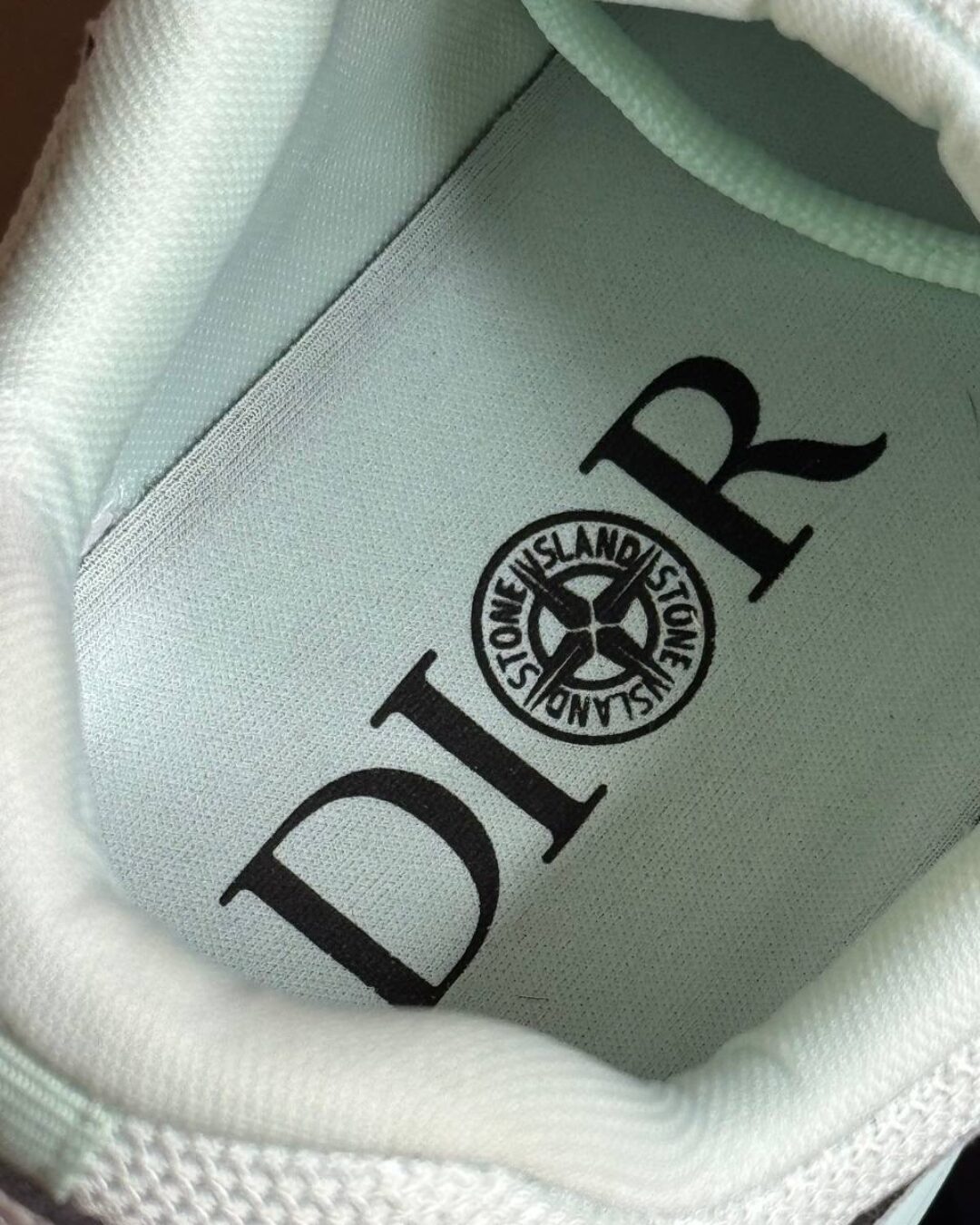 Кроссовки Dior x Stone Island — изображение 3