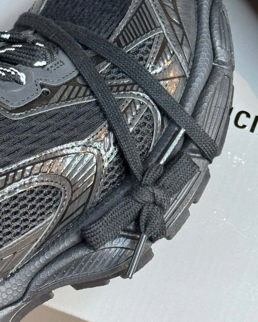 Кроссовки Balenciaga 3XL Sneaker Triple Black — изображение 9