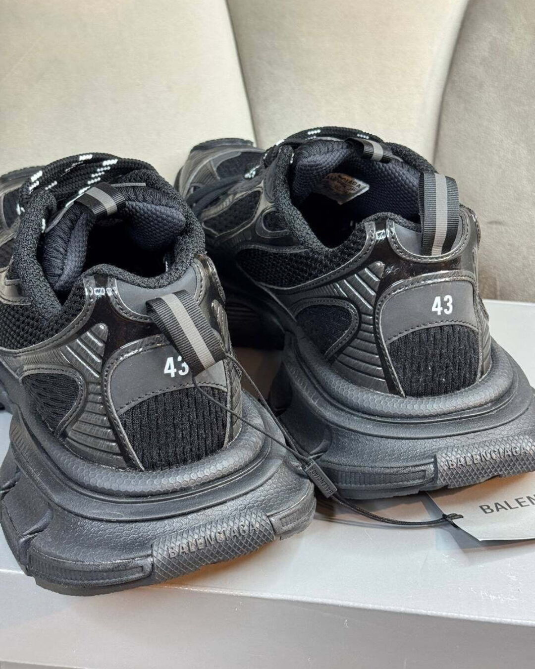 Кроссовки Balenciaga 3XL Sneaker Triple Black — изображение 4