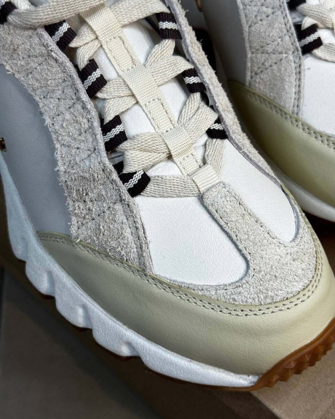 Кроссовки Nike Air Humara LX x Jacquemus (дисконт) — изображение 9