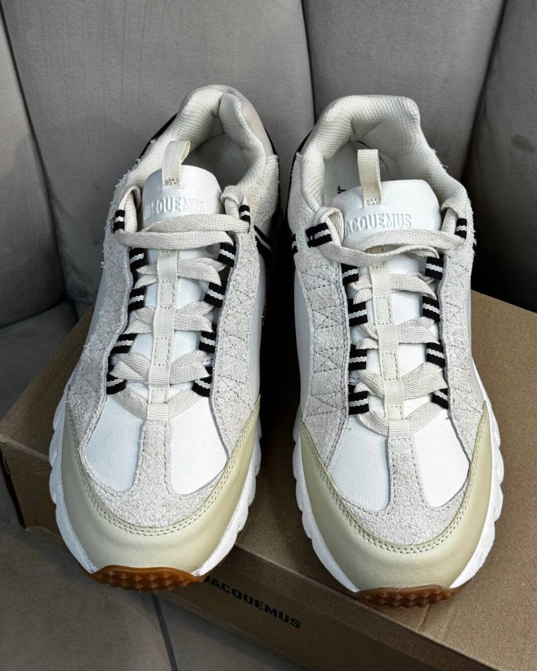 Кроссовки Nike Air Humara LX x Jacquemus — изображение 2