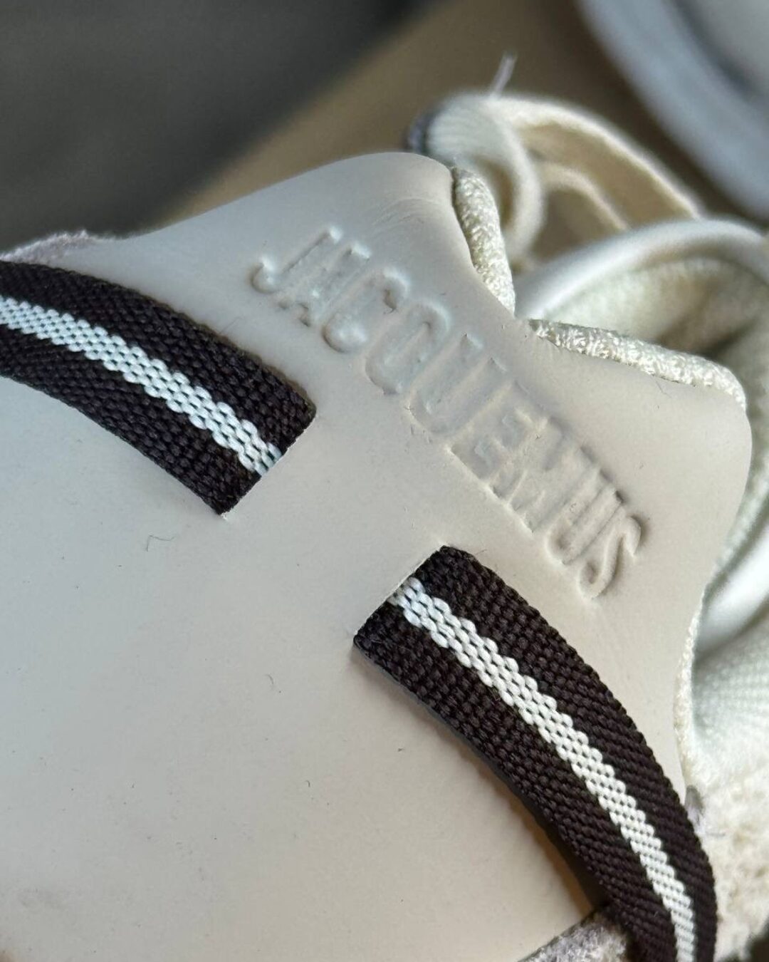Кроссовки Nike Air Humara LX x Jacquemus — изображение 7